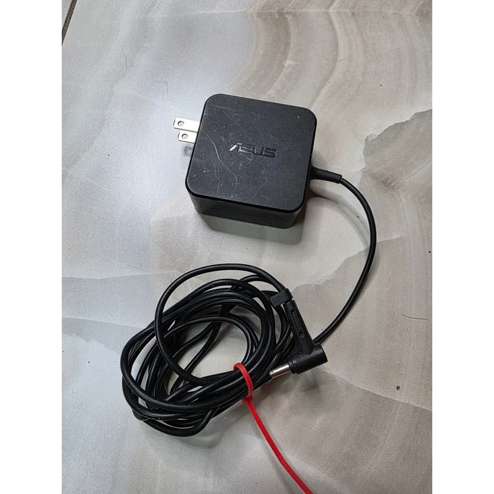 Asus AC Adapter AD883J20 19V 2.37A 45W Laptop Charger Power Supply Black B1